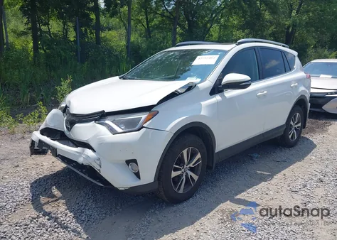 2018 Toyota Rav4 Xle from USA, damaged, VIN JTMRFREV5JJ181445